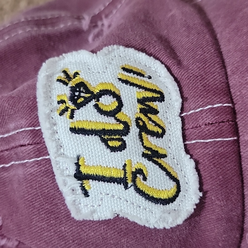Hat - Picture 2 of 8